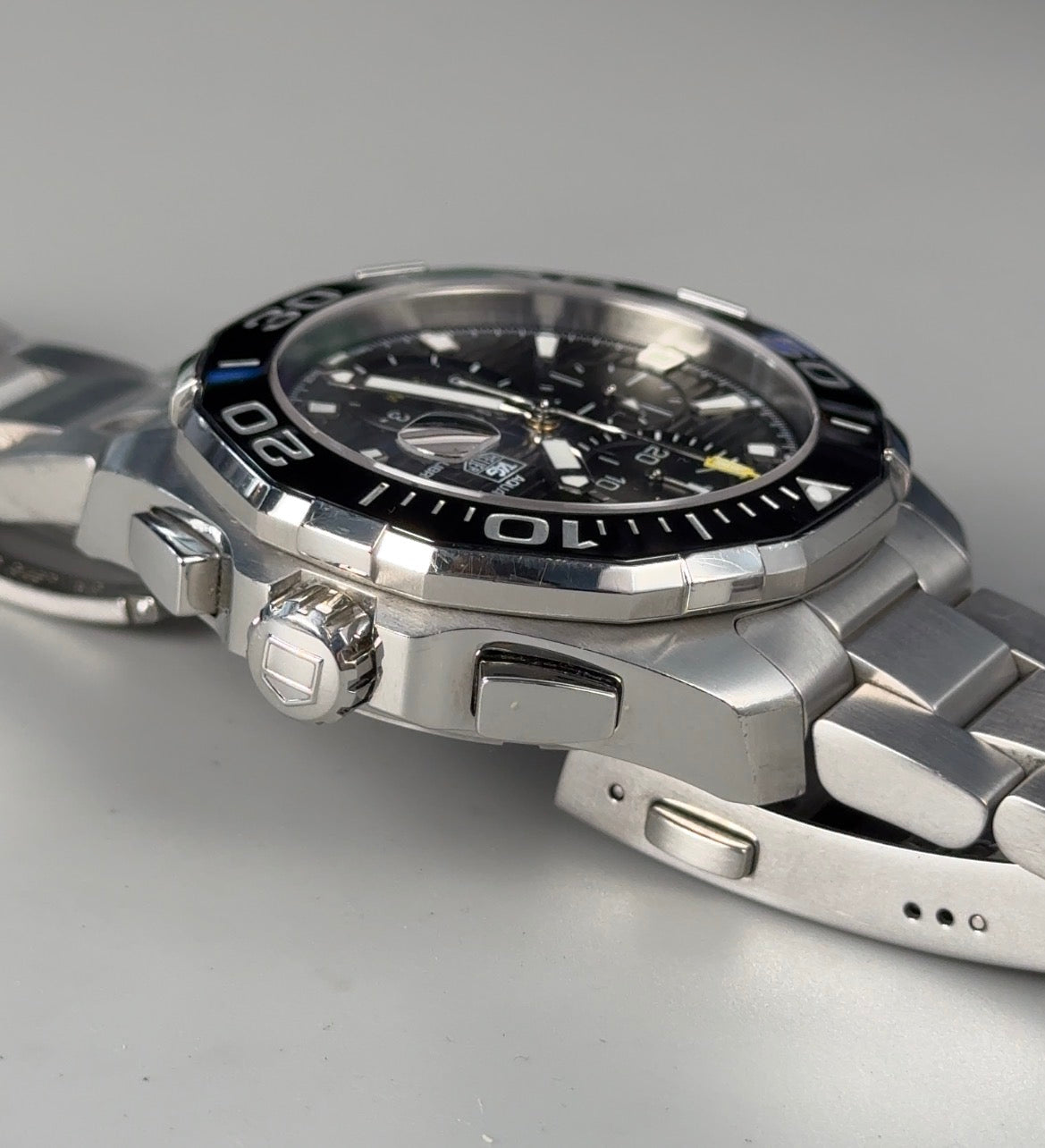 TAG Heuer Aquaracer Calibre 16 CAY211A