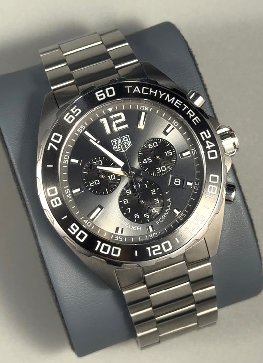 TAG Heuer Formula 1 Chronograph - CAZ1011