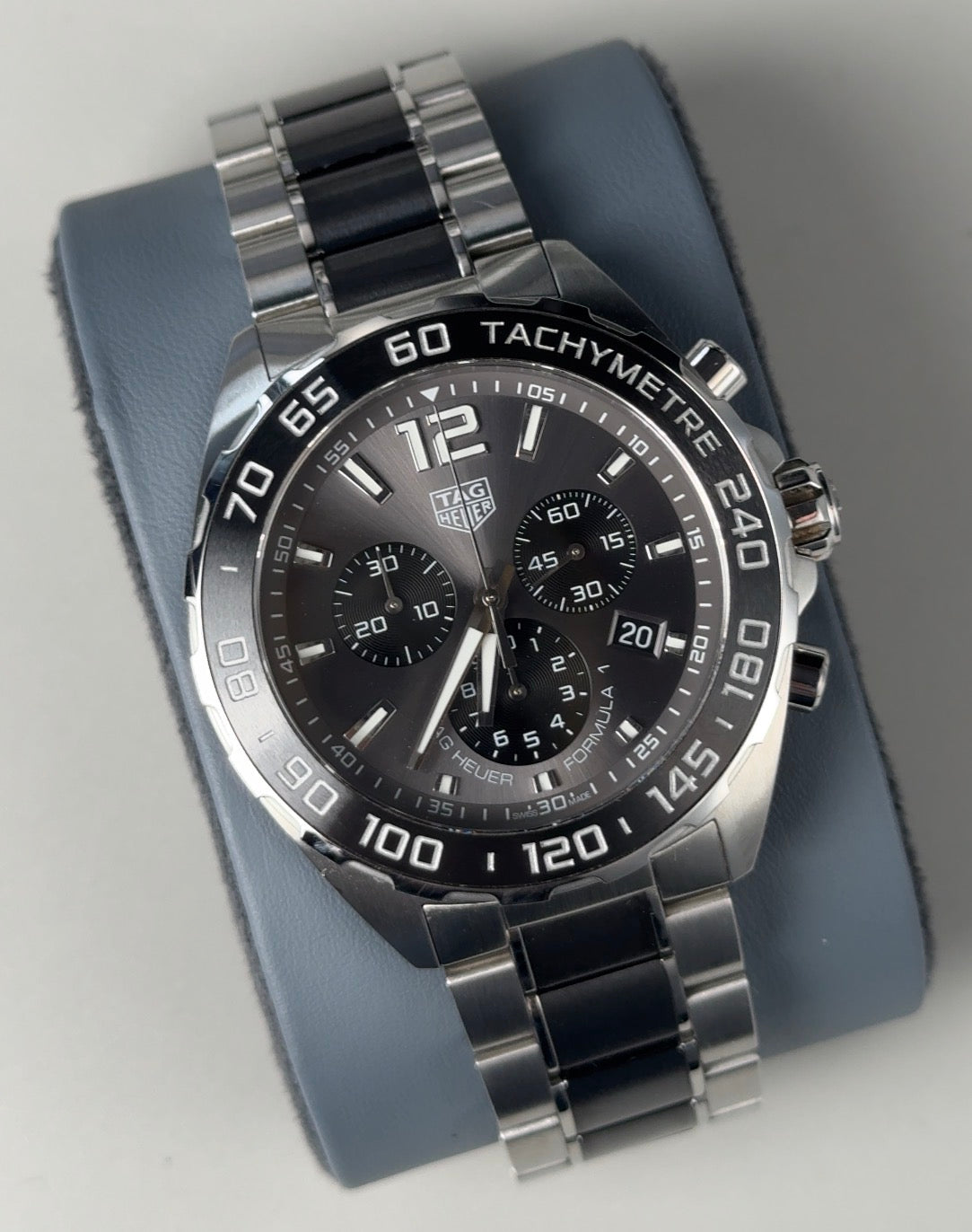 TAG Heuer Formula 1 CAZ1011