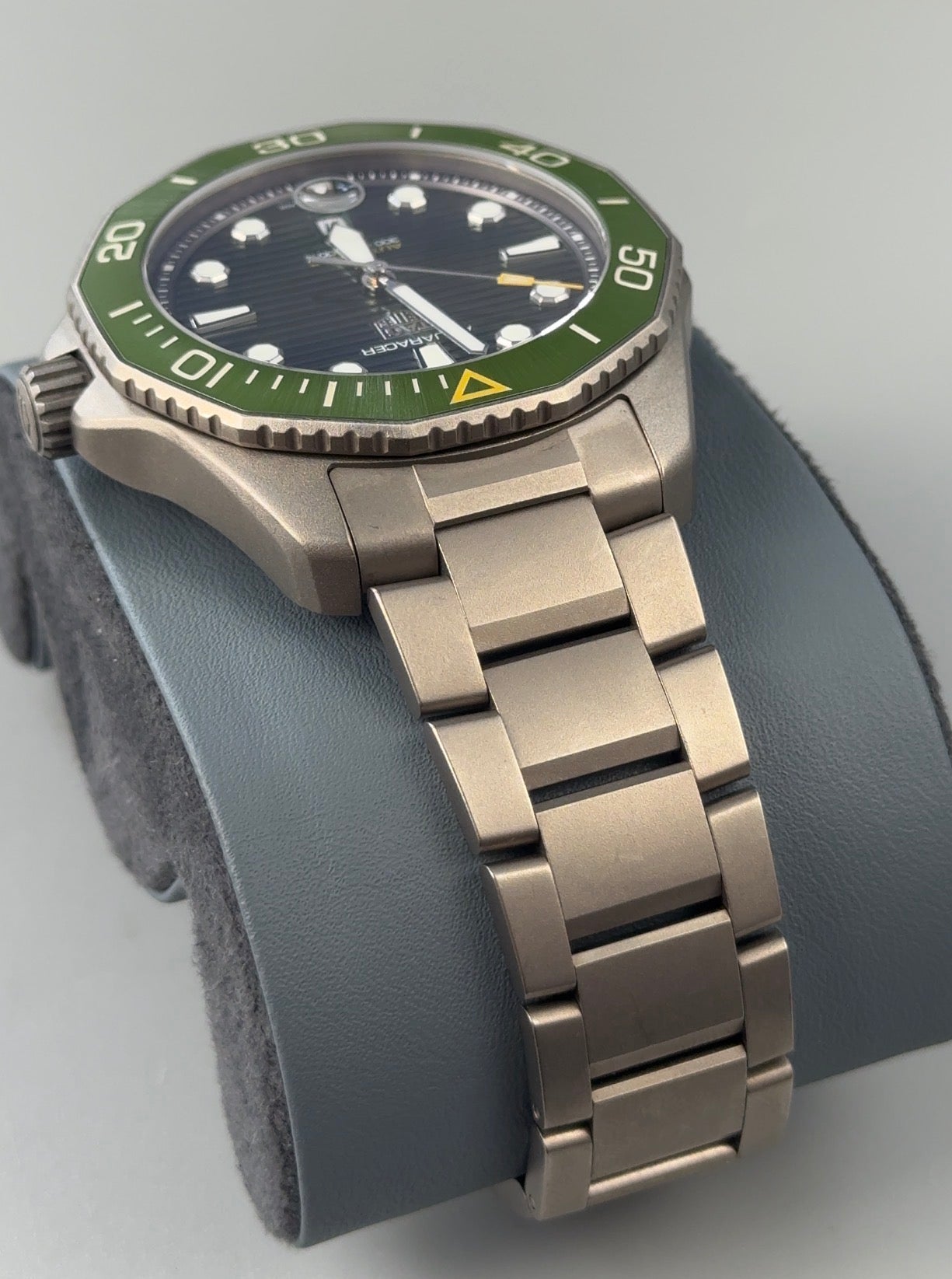 TAG Heuer Aquaracer WBP208B